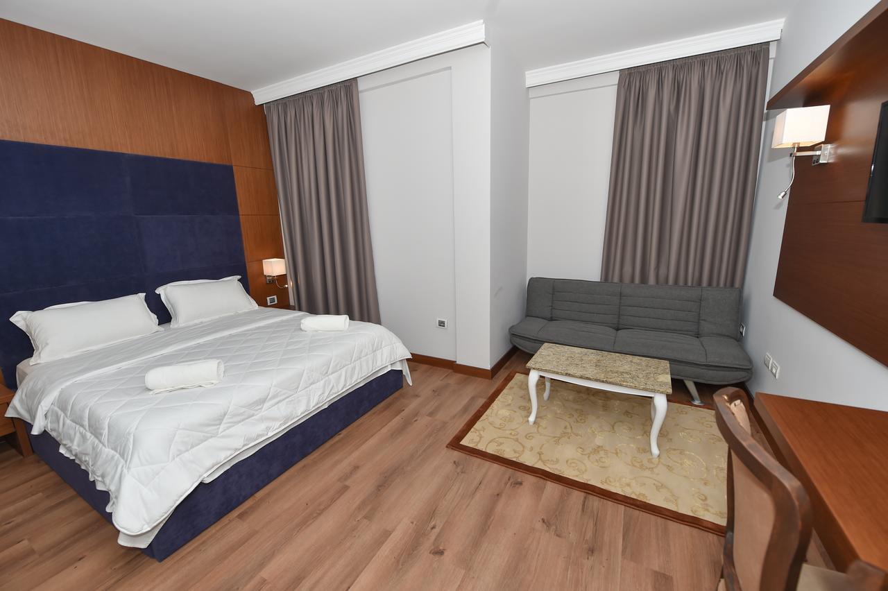 Golden Ring Resort Farke e Madhe Exterior foto